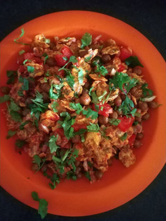 चटपटी चना चाट (Chatpati chana chat recipe in hindi) रेसिपी मुख्य फोटो
