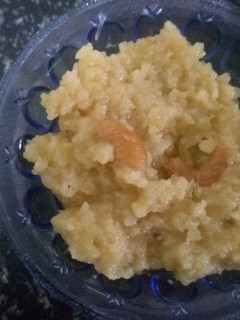 சுவையான சர்க்கரை பொங்கல் (Suvaiyaana sarkarai pongal recipe in tamil) செய்முறை முக்கிய புகைப்படம்
