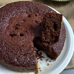 A picture of Chocolate Sponge Cake with White Chocolate Filling.
