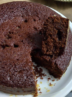 A picture of Chocolate Sponge Cake with White Chocolate Filling.