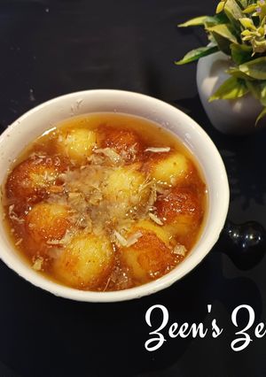 A picture of Paneer and Khoya Gulab Jamuns.