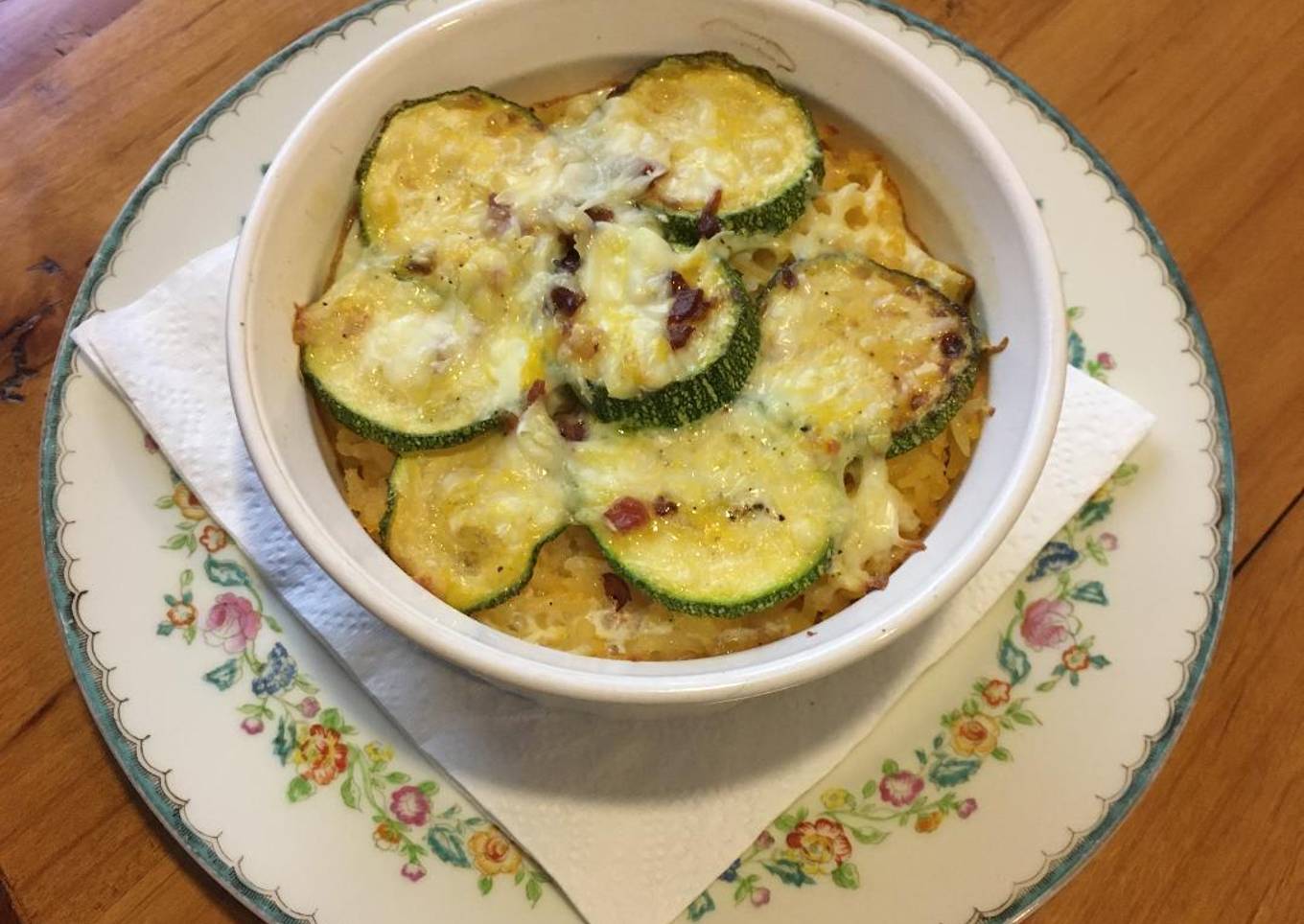 Arroz cubierto con calabacitas