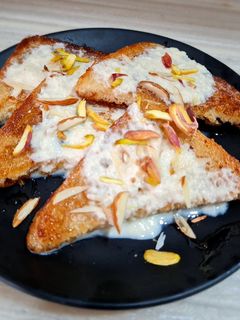शाही टोस्ट (SHAHI TOAST RECIPE IN HINDI) रेसिपी मुख्य फोटो