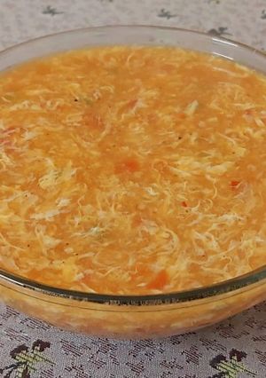 A picture of Chicken szechuan soup.