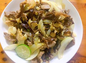 Hình của món Thịt Nai xào lăn.