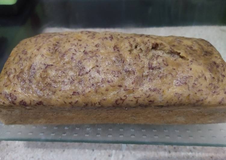 Bagaimana Menyiapkan Bolu pisang sederhana Anti Gagal