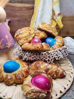 Una foto de Mona de Pascua