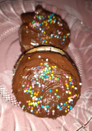 A picture of Chocolate bouncy dessert.
