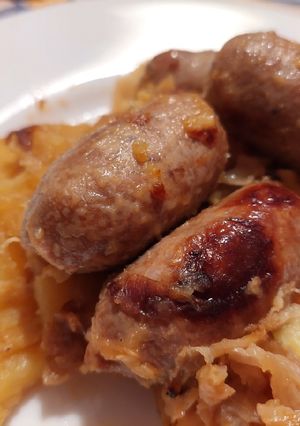 Foto di Salsicce, verze e patate
