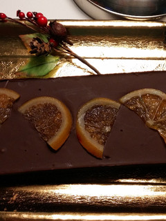 Una foto de Turrón relleno de mermelada de naranja amarga (sin azúcares añadidos)