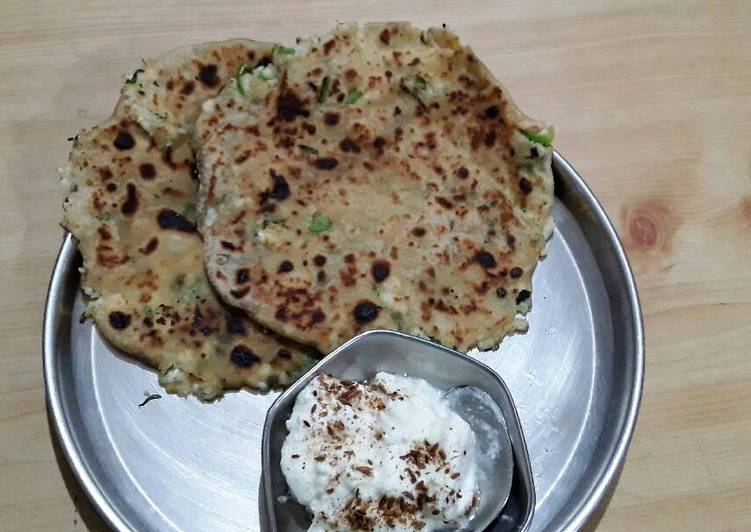 Palak Corn Paneer Paratha