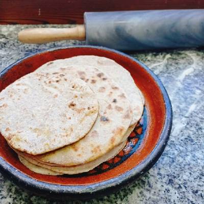 Receta de chapati, pan chato indio - LA NACION