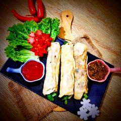 A picture of Paratha Roll.