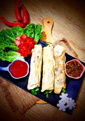 A picture of Paratha Roll.