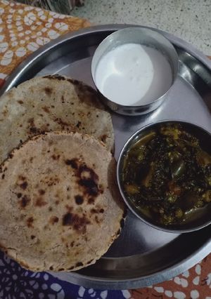 મેથી ભાજી રીંગણ નું શાક (Methi Bhaji Ringan Shak Recipe In Gujarati) રેસીપી મુખ્ય ફોટો