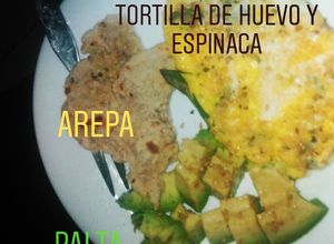 Una foto de Idea de desayuno con todos sus macros 😚