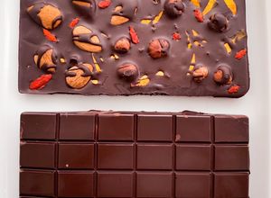 Foto principal de 2 tabletas Chocolate sin azúcar con frutos secos