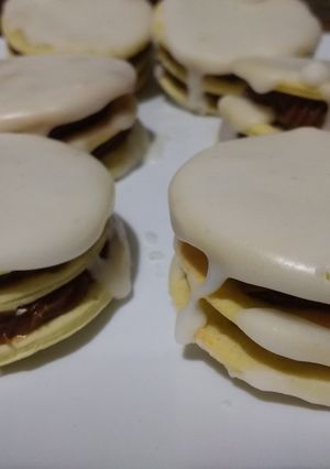 Una foto de Alfajores santafesinos (bien sencillo)