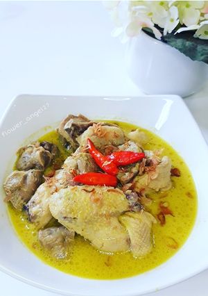 Foto resep OPOR AYAM KUNING (keto friendly)