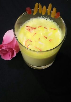 A picture of Kesar Thandai.