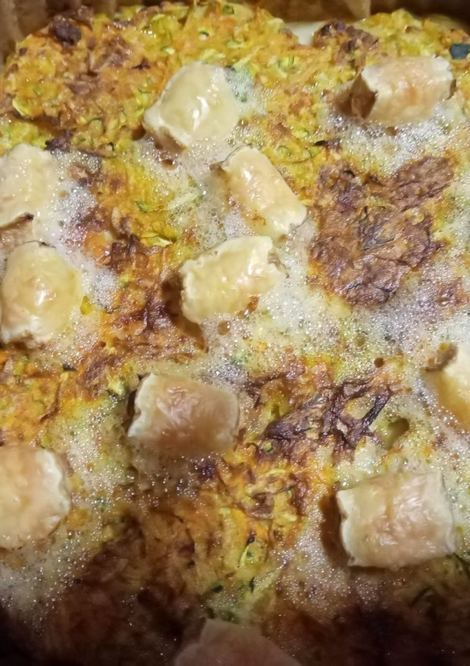 Una foto de Pastel de pollo y verduras