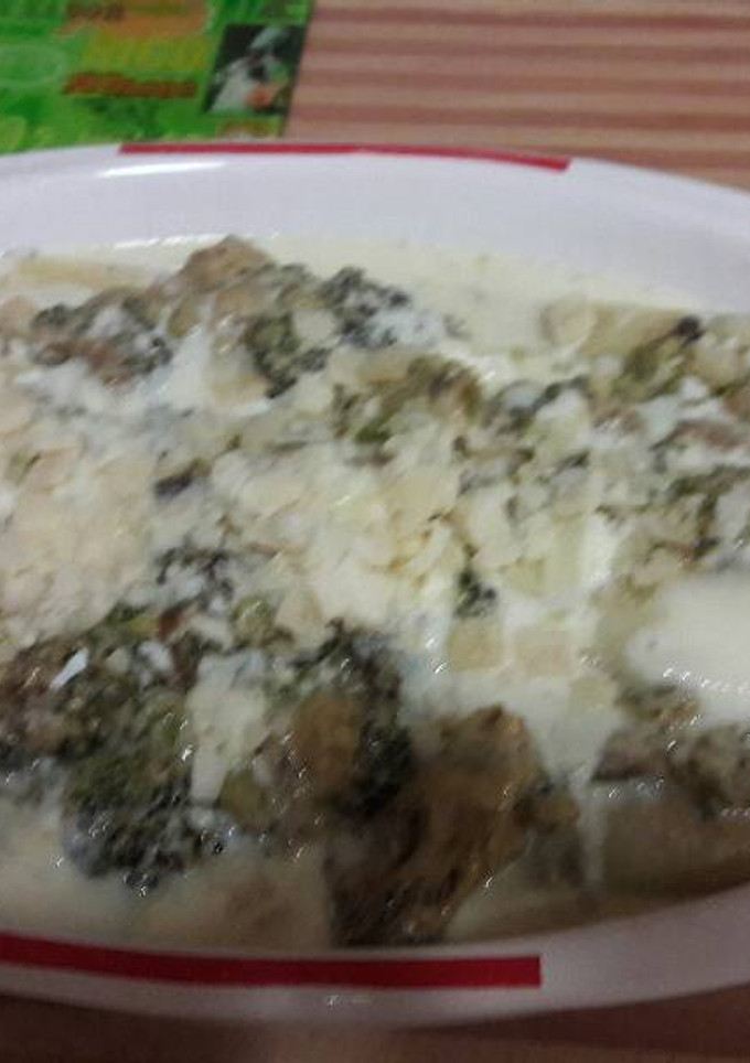 Una foto de Canelones de brócoli, pera y queso gorgonzola