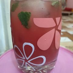 A picture of Watermelon lemonade.