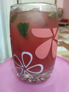 A picture of Watermelon lemonade.