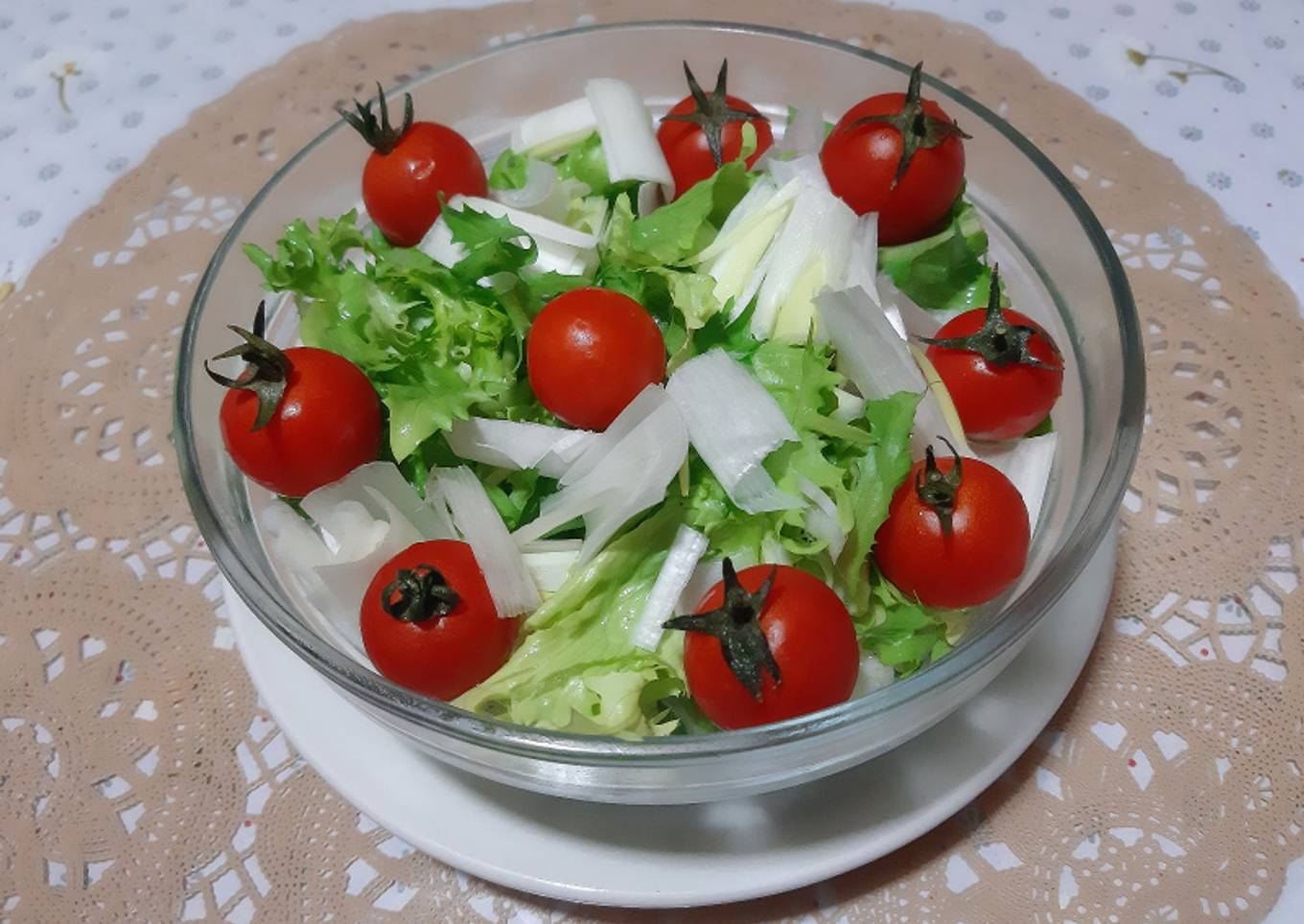 Simple Way to Make Favorite Salade laitue tomates cerises 🍴