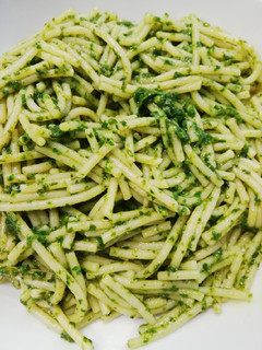 Foto di Pasta al pesto a modo mio