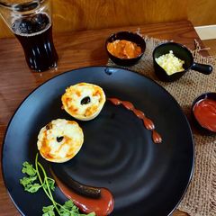 A picture of Pizza cup cake.