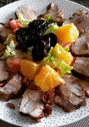 Una foto de Solomillo de cerdo al vino dulce con frutos secos