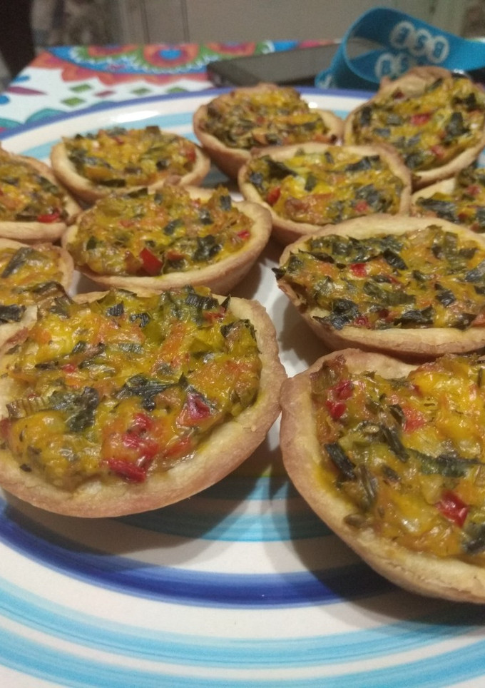 Una foto de Canastitas de puerro y zanahoria