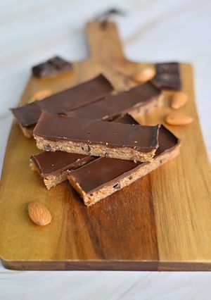 Foto di Barrette mandorle e cioccolato