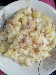 Una foto de Patatas cheese free estilo foster hollywood