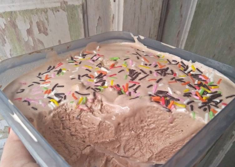 Bagaimana Membuat Es krim lembuut yang Lezat Sekali