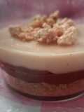 Vasitos de crema de turrón blando con chocolate