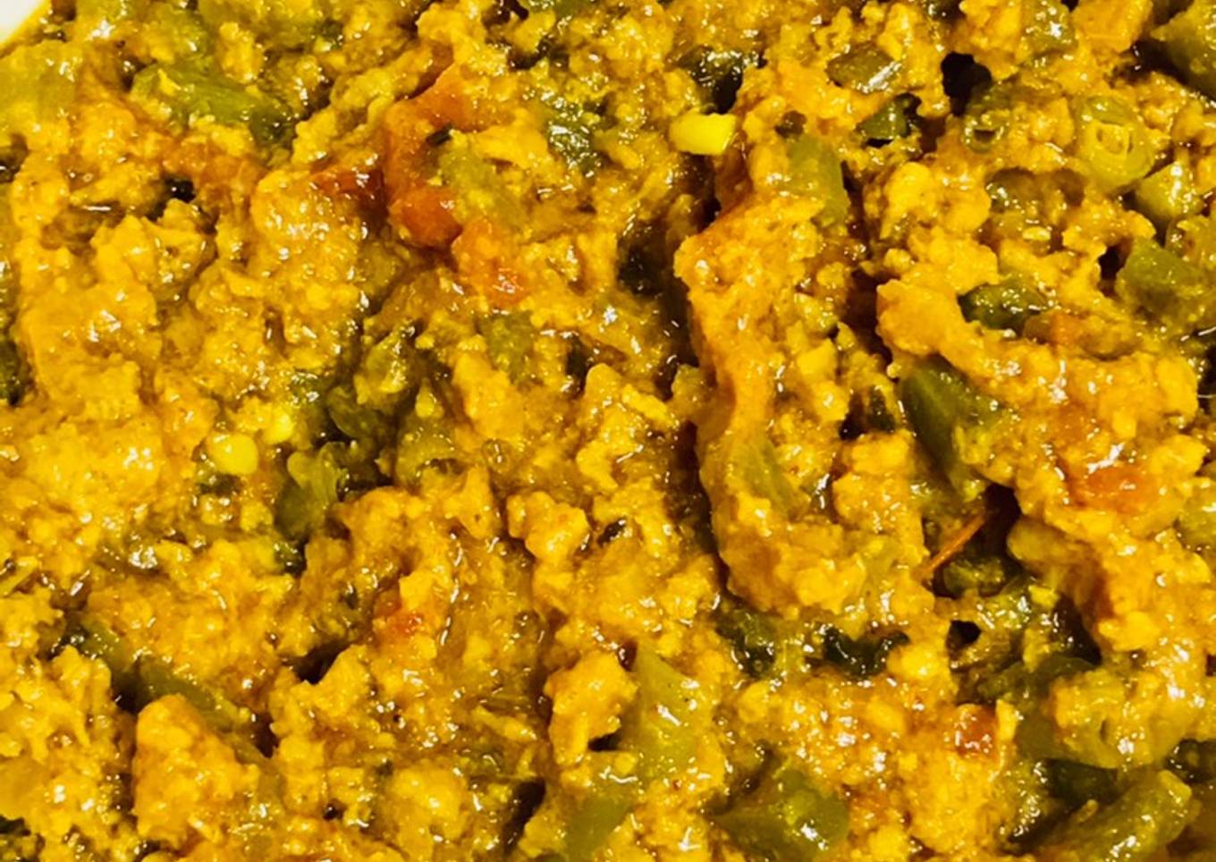 One pot mins and beans curry