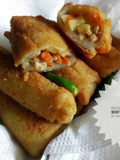 Foto resep Risoles isi Rogout Wortel Kentang Ayam (#pr_risolesdkk)