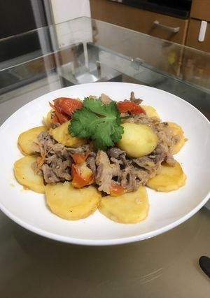 Hình của món Bò sốt khoai tây.