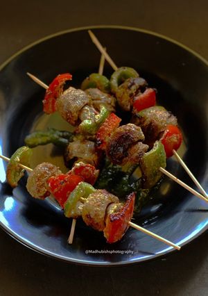 A picture of Mushroom Tikka.