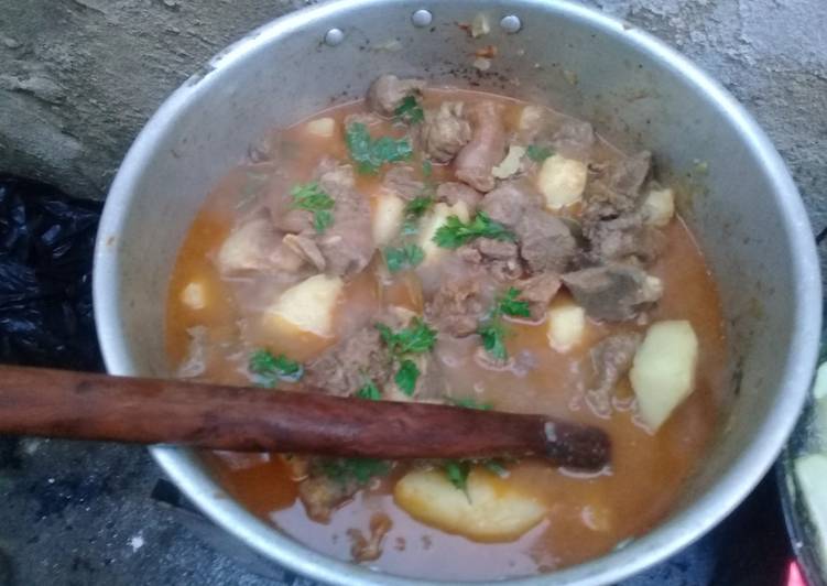 Steps to Make Quick Beef stew with potatoes