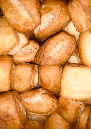 A picture of Chin chin.