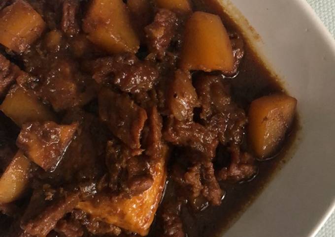 Semur Daging Kentang