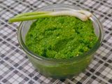 લીલાં લસણ ની ચટણી (Green Lasan Chutney Recipe In Gujarati)