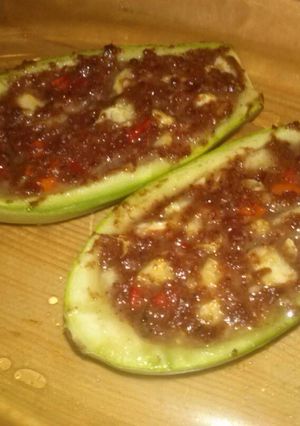Una foto de Calabacines rellenos de carne