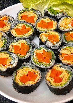 Hình của món Sushi Trứng Cà Rốt Siu Healthy.