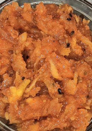 आम की खट्टी मीठी चटनी (aam ki khatti meeethi chutney recipe in Hindi) रेसिपी मुख्य फोटो