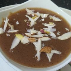 Suji ka halwa A picture of Suji ka halwa.