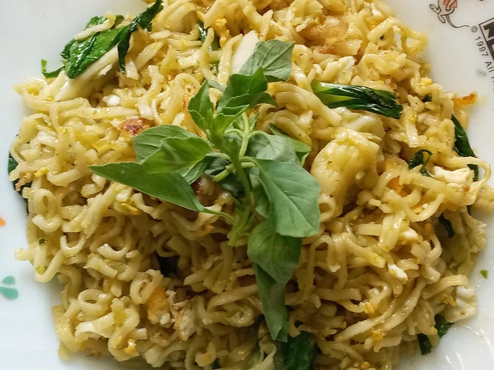 Langkah Gampang Menyiapkan Resep Mie Goreng Sambal hijau yang Lezat Anti Ribet, Menggugah Selera